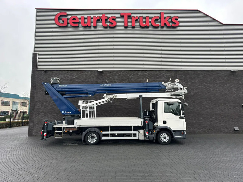 MAN TGL 7.190 4X2 BB BOCKER AK37/4000 + JIB MONTAGEKRAN/DACHDECKERKRAN/ROOFCRANE/KRAAN/KRAN/GRUA - Crane truck: picture 4 MAN TGL 7.190 4X2 BB BOCKER AK37/4000 + JIB MONTAGEKRAN/DACHDECKERKRAN/ROOFCRANE/KRAAN/KRAN/GRUA - Crane truck: picture 4