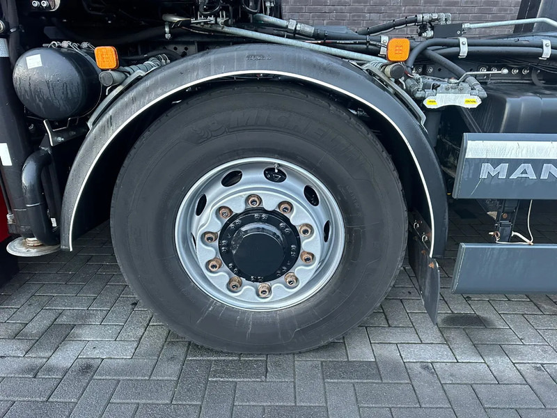 Leasing of MAN TGS 35.500 8X4H-6 MET MULTILIFT ULT T 21 S51 HAAKARMSYSTEEM + HIAB X-HIPRO 192 E-4 KRAAN/CRANE/KRAN/GRUA MAN TGS 35.500 8X4H-6 MET MULTILIFT ULT T 21 S51 HAAKARMSYSTEEM + HIAB X-HIPRO 192 E-4 KRAAN/CRANE/KRAN/GRUA: picture 17 Leasing of MAN TGS 35.500 8X4H-6 MET MULTILIFT ULT T 21 S51 HAAKARMSYSTEEM + HIAB X-HIPRO 192 E-4 KRAAN/CRANE/KRAN/GRUA MAN TGS 35.500 8X4H-6 MET MULTILIFT ULT T 21 S51 HAAKARMSYSTEEM + HIAB X-HIPRO 192 E-4 KRAAN/CRANE/KRAN/GRUA: picture 17