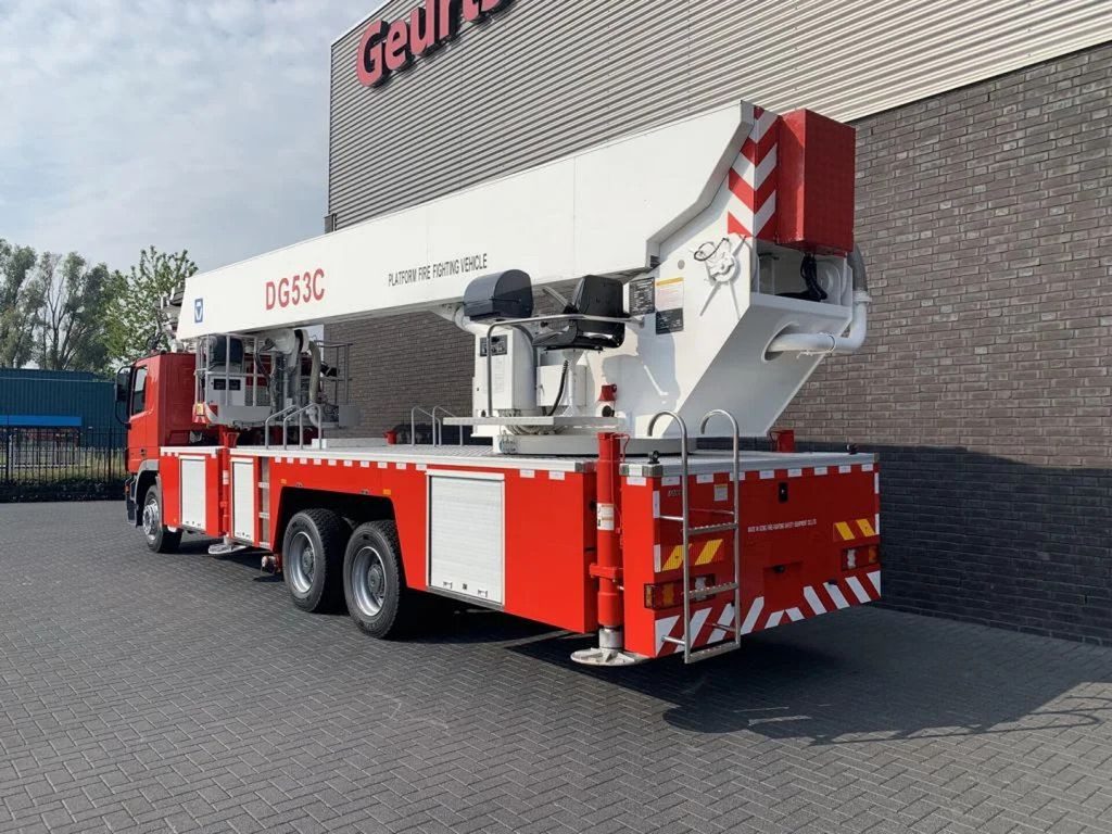 Mercedes-Benz Actros 3332 6X4 XCMG DG53C FIRE FIGTHING PLATFOR - Truck mounted aerial platform: picture 3 Mercedes-Benz Actros 3332 6X4 XCMG DG53C FIRE FIGTHING PLATFOR - Truck mounted aerial platform: picture 3