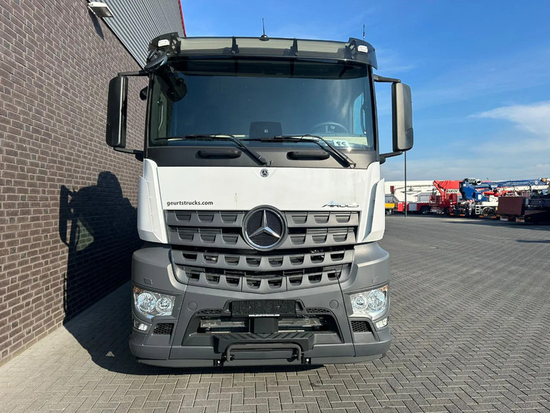 Crane truck Mercedes-Benz Arocs 3251 8X2 + HMF 7020-K7 FJ 1400-K6 KRAAN/KRAN/CRANE/GRUA/NIEUW/NEW: picture 11 Crane truck Mercedes-Benz Arocs 3251 8X2 + HMF 7020-K7 FJ 1400-K6 KRAAN/KRAN/CRANE/GRUA/NIEUW/NEW: picture 11