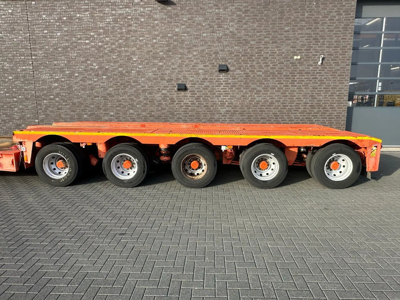 Nooteboom EURO-100-05 DIEPLADER / TIEFLADER / LOW LOADER MET HYDRAULISCH VERING EN STUURASSEN - Low loader semi-trailer: picture 4 Nooteboom EURO-100-05 DIEPLADER / TIEFLADER / LOW LOADER MET HYDRAULISCH VERING EN STUURASSEN - Low loader semi-trailer: picture 4