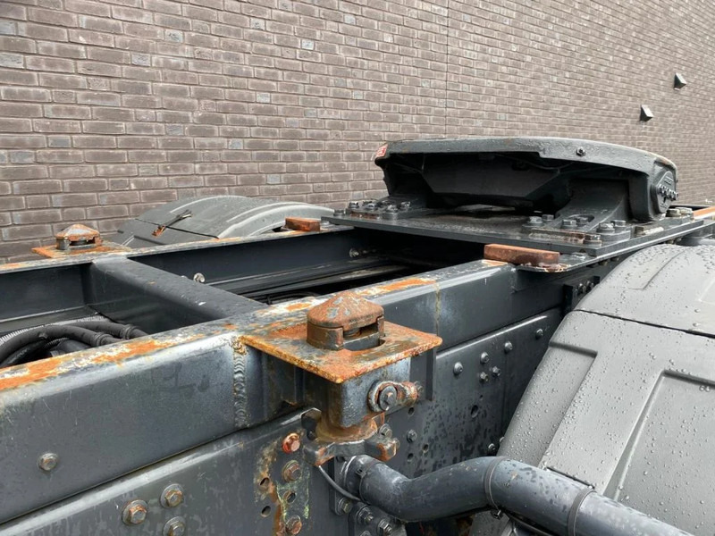 Leasing of Iveco Trakker 560 SIVI 6X6 HEAVY DUTY PRIME MOVER 275 TONS Iveco Trakker 560 SIVI 6X6 HEAVY DUTY PRIME MOVER 275 TONS: picture 17 Leasing of Iveco Trakker 560 SIVI 6X6 HEAVY DUTY PRIME MOVER 275 TONS Iveco Trakker 560 SIVI 6X6 HEAVY DUTY PRIME MOVER 275 TONS: picture 17