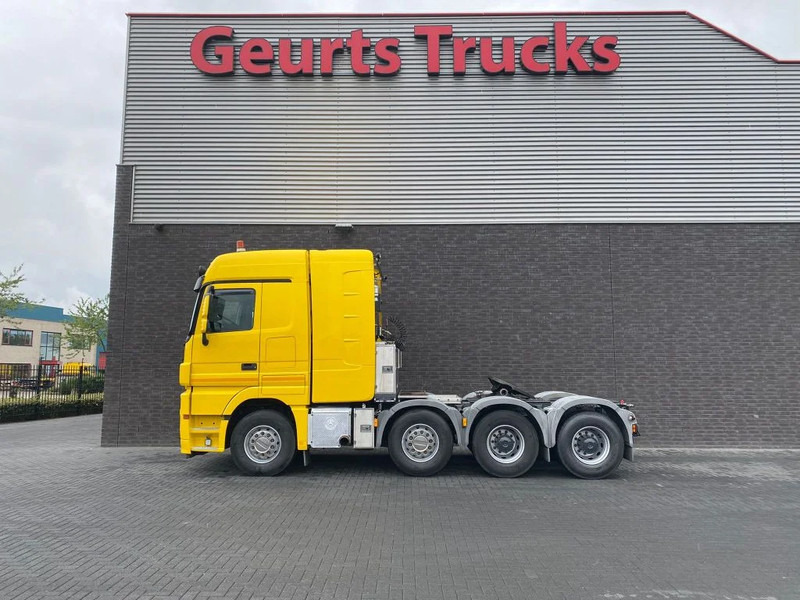 Mercedes-Benz Actros 4165 V8 8X4 SLT TITAN HEAVY DUTY TRACTOR / SCHWERLAST SATTELZUGMASCHINE 250 TON - Tractor unit: picture 1 Mercedes-Benz Actros 4165 V8 8X4 SLT TITAN HEAVY DUTY TRACTOR / SCHWERLAST SATTELZUGMASCHINE 250 TON - Tractor unit: picture 1