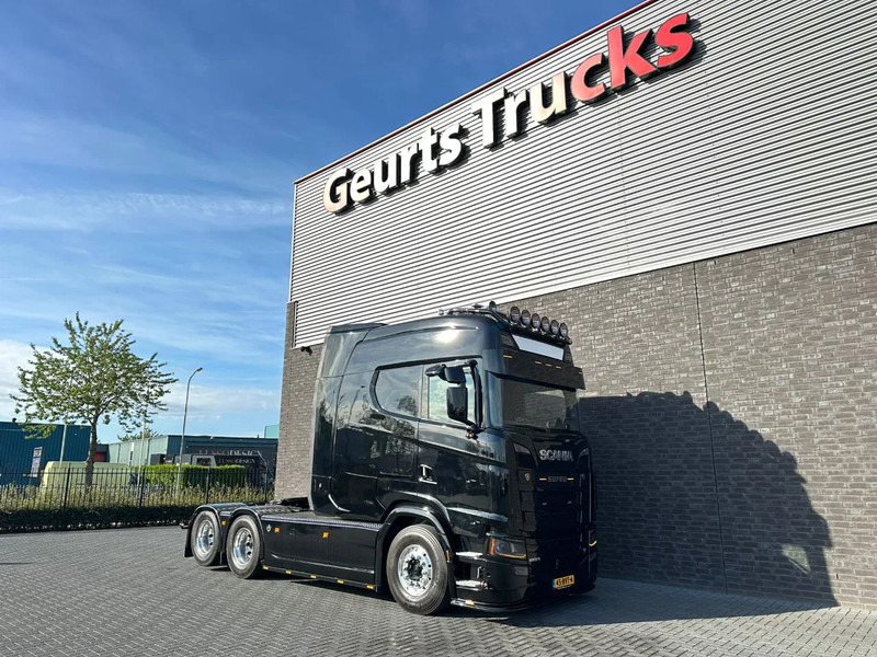 Scania S660 V8 6X2 LONGLINE SPECIAL INTERIOR BUFFL TREKKER MET HYDRAULIEK / SATTELZUG / TRACTOR UNIT / CAMIÓN - Tractor unit: picture 5 Scania S660 V8 6X2 LONGLINE SPECIAL INTERIOR BUFFL TREKKER MET HYDRAULIEK / SATTELZUG / TRACTOR UNIT / CAMIÓN - Tractor unit: picture 5