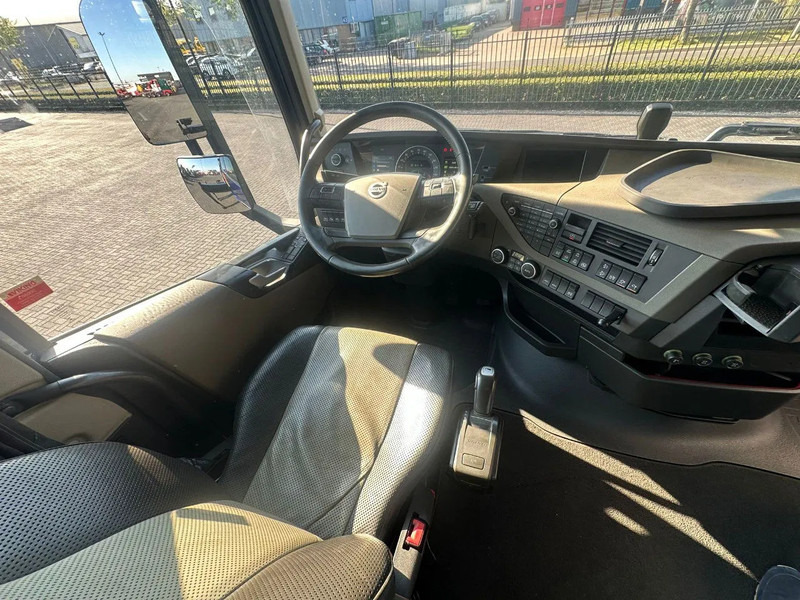 Crane truck Volvo FH 540 8X4 TREKKER / BAKWAGEN MET PALFINGER PK135.002 TEC7 + JIB PJ190 KRAAN / KRAN / CRANE / GRUA: picture 17