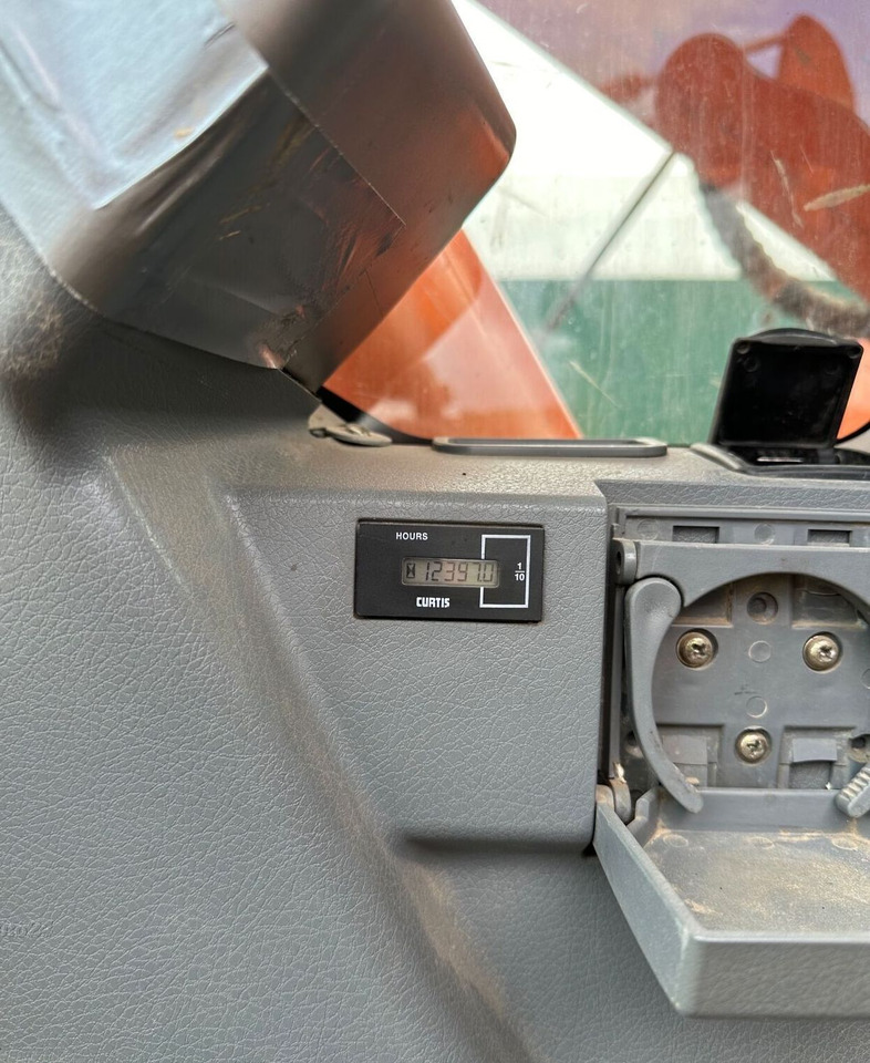 DOOSAN DX 225 LC - Crawler excavator: picture 3 DOOSAN DX 225 LC - Crawler excavator: picture 3