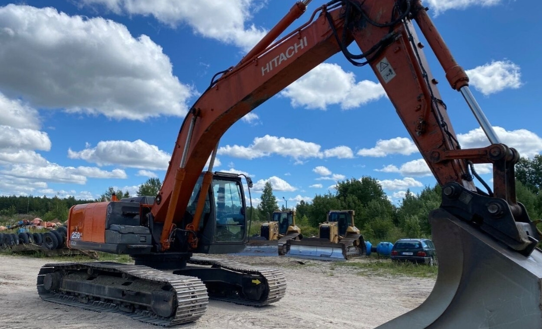 HITACHI ZX 250LC-3 - Crawler excavator: picture 4 HITACHI ZX 250LC-3 - Crawler excavator: picture 4