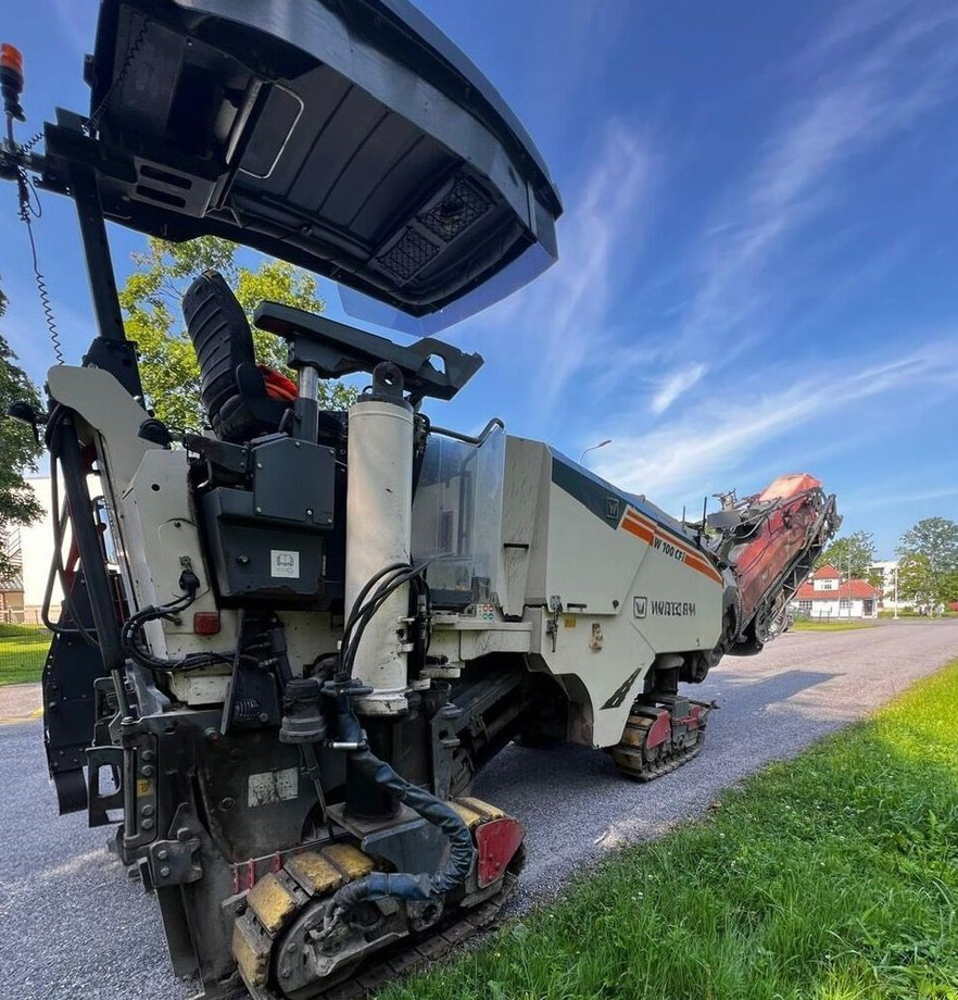 WIRTGEN W 100CFi - Asphalt machine: picture 1 WIRTGEN W 100CFi - Asphalt machine: picture 1