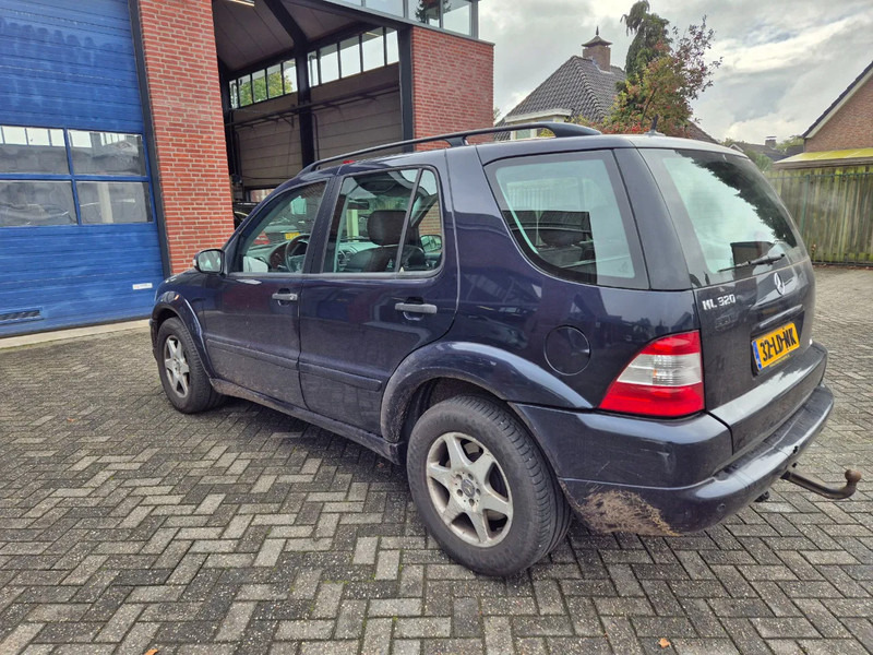 Mercedes-Benz M-Klasse ML 320 autom AMG - Car: picture 5 Mercedes-Benz M-Klasse ML 320 autom AMG - Car: picture 5