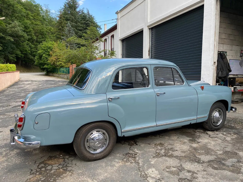 Mercedes-Benz ponton geheel gerestaureerd 180 - Car: picture 5 Mercedes-Benz ponton geheel gerestaureerd 180 - Car: picture 5