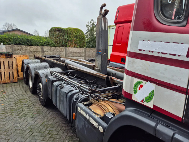 Scania P 420 8x2..... manuel gearbox. - Cable system truck: picture 2 Scania P 420 8x2..... manuel gearbox. - Cable system truck: picture 2