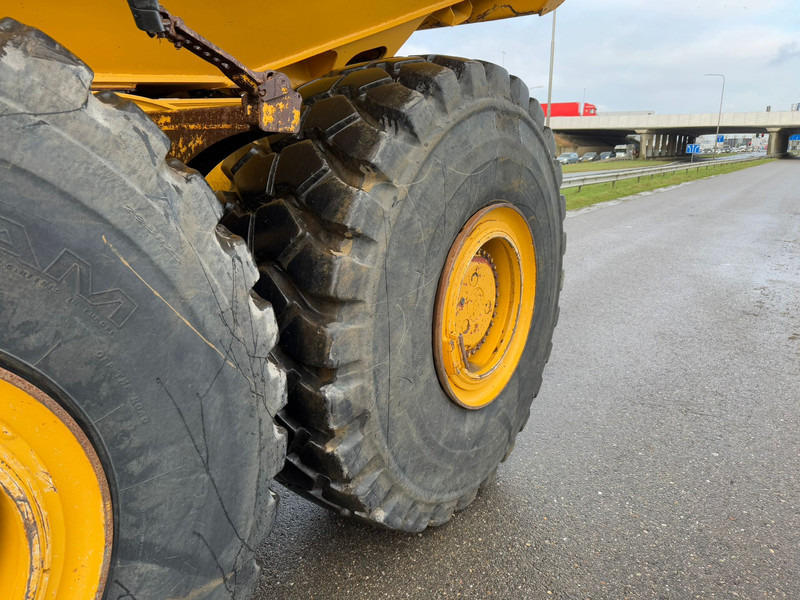 Articulated dumper BELL B40E 6x6 - CE / Tail gate: picture 11