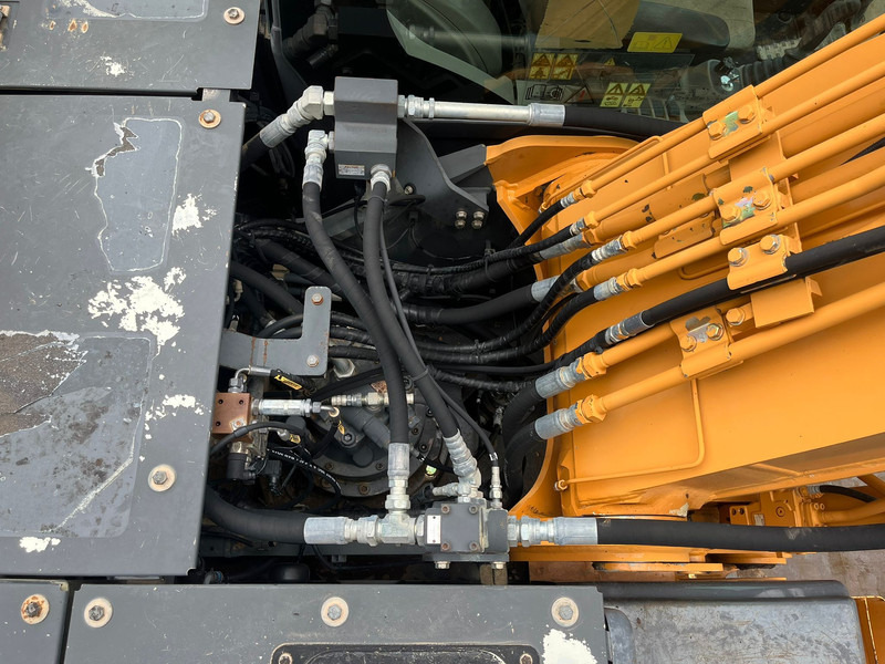 Crawler excavator Case CX250C: picture 20 Crawler excavator Case CX250C: picture 20