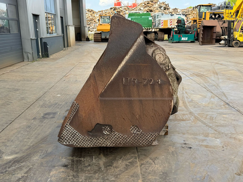 Caterpillar 980 - Bucket: picture 2 Caterpillar 980 - Bucket: picture 2