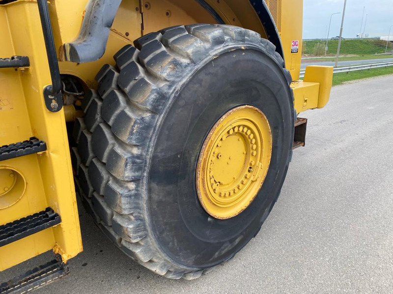 Wheel loader Caterpillar 980H Wheel Loader: picture 9