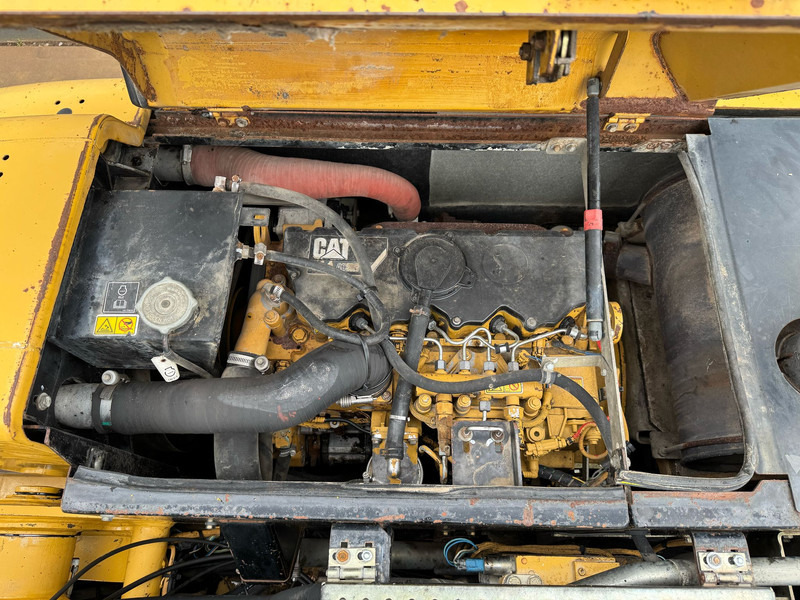 Wheel excavator Caterpillar M315D: picture 17