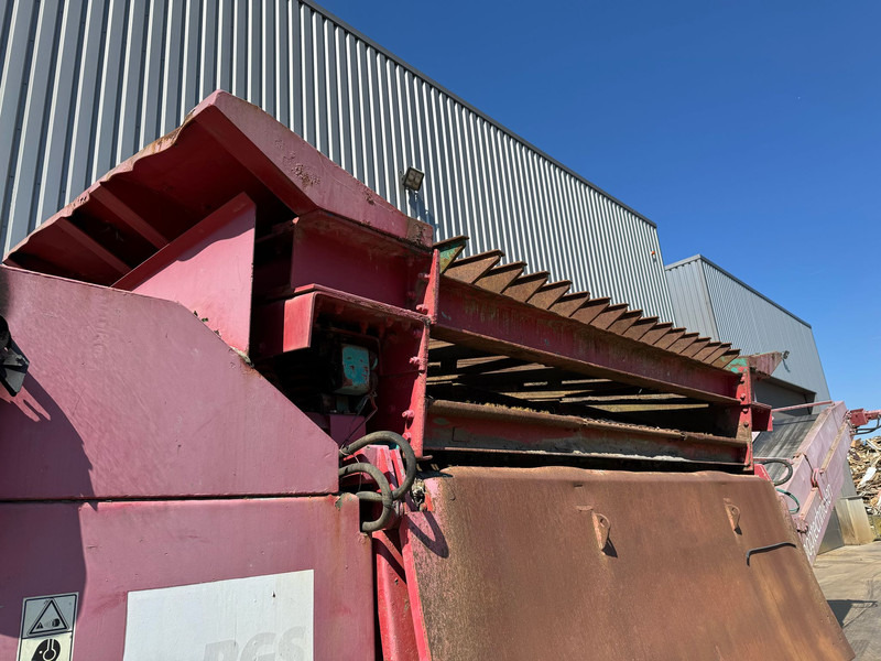 Extec Robotrac 7000 - Screener: picture 4 Extec Robotrac 7000 - Screener: picture 4