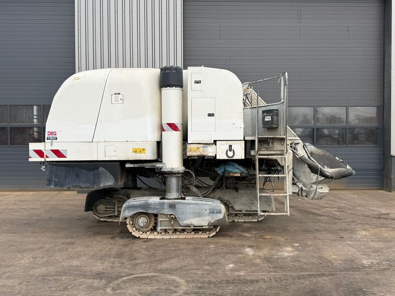 GOMACO GT3400 Concrete Slipform Paver - Asphalt paver: picture 1 GOMACO GT3400 Concrete Slipform Paver - Asphalt paver: picture 1