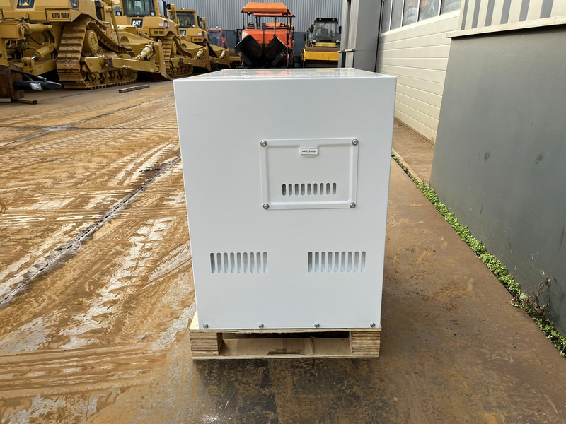 Giga power PLD12000SE 10 kVA silent generator - Generator set: picture 4 Giga power PLD12000SE 10 kVA silent generator - Generator set: picture 4