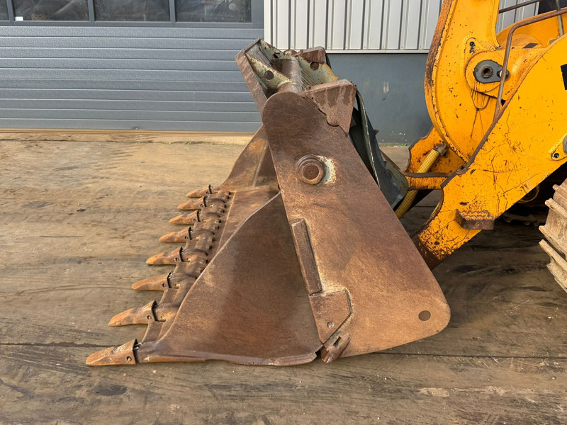 Crawler loader Liebherr LR624: picture 8