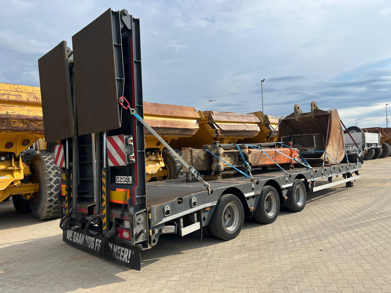 OZGUL LW3 EU 1SS - Low loader semi-trailer: picture 1 OZGUL LW3 EU 1SS - Low loader semi-trailer: picture 1