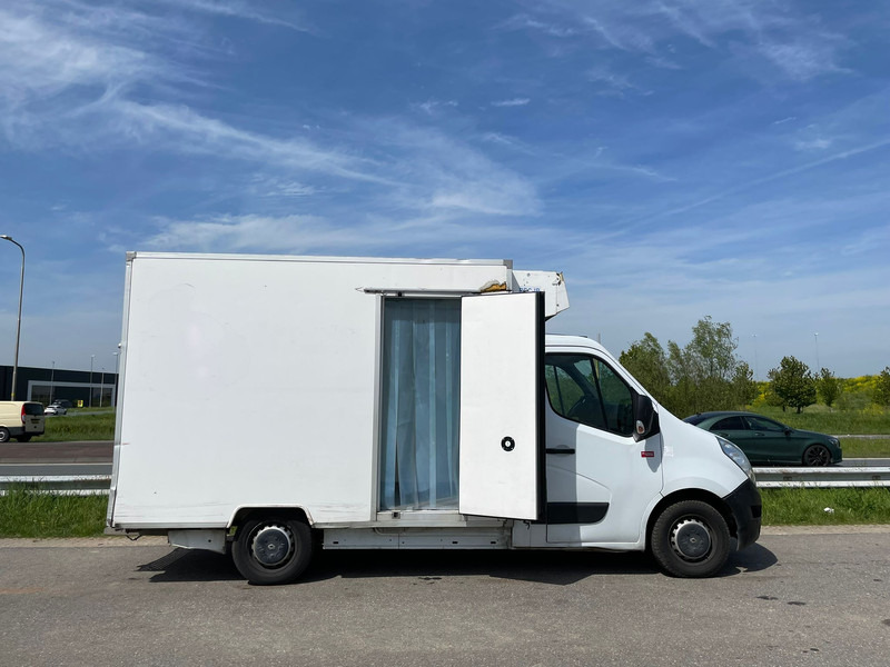 Refrigerator truck Renault MASTER 3T5 - Frigo: picture 8