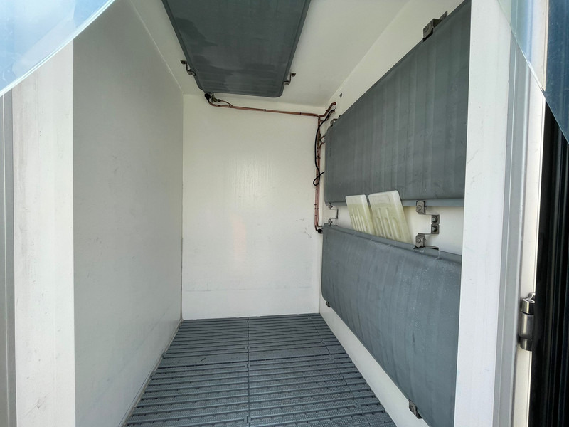 Refrigerator truck Renault MASTER 3T5 - Frigo: picture 14