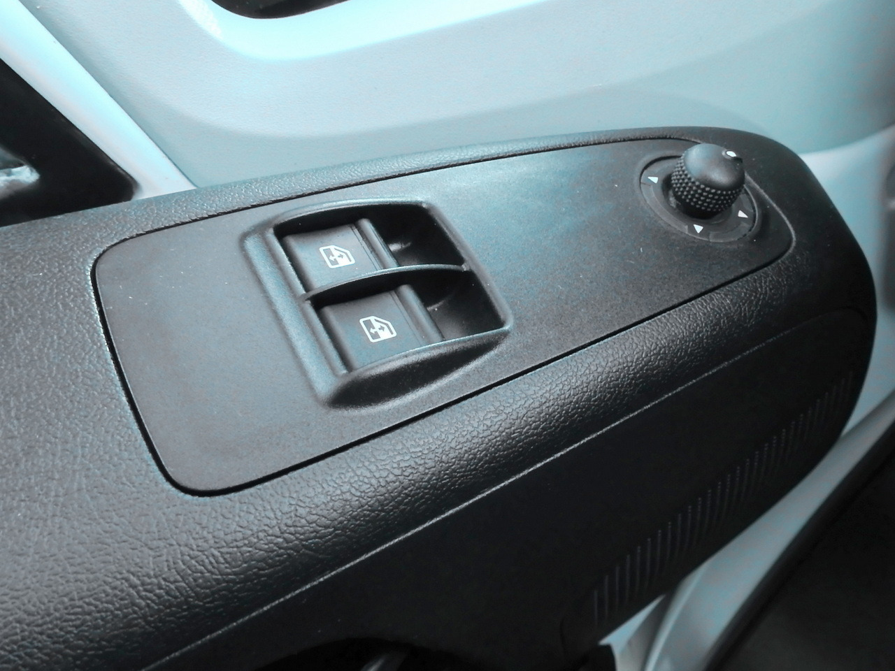 Curtain side van CITROEN JUMPER TARPAULIN 10 PALLETS CRUISE CONTROL AIR CONDITIONING LED LIGHTS PNEUMATICS 165HP: picture 28 Curtain side van CITROEN JUMPER TARPAULIN 10 PALLETS CRUISE CONTROL AIR CONDITIONING LED LIGHTS PNEUMATICS 165HP: picture 28