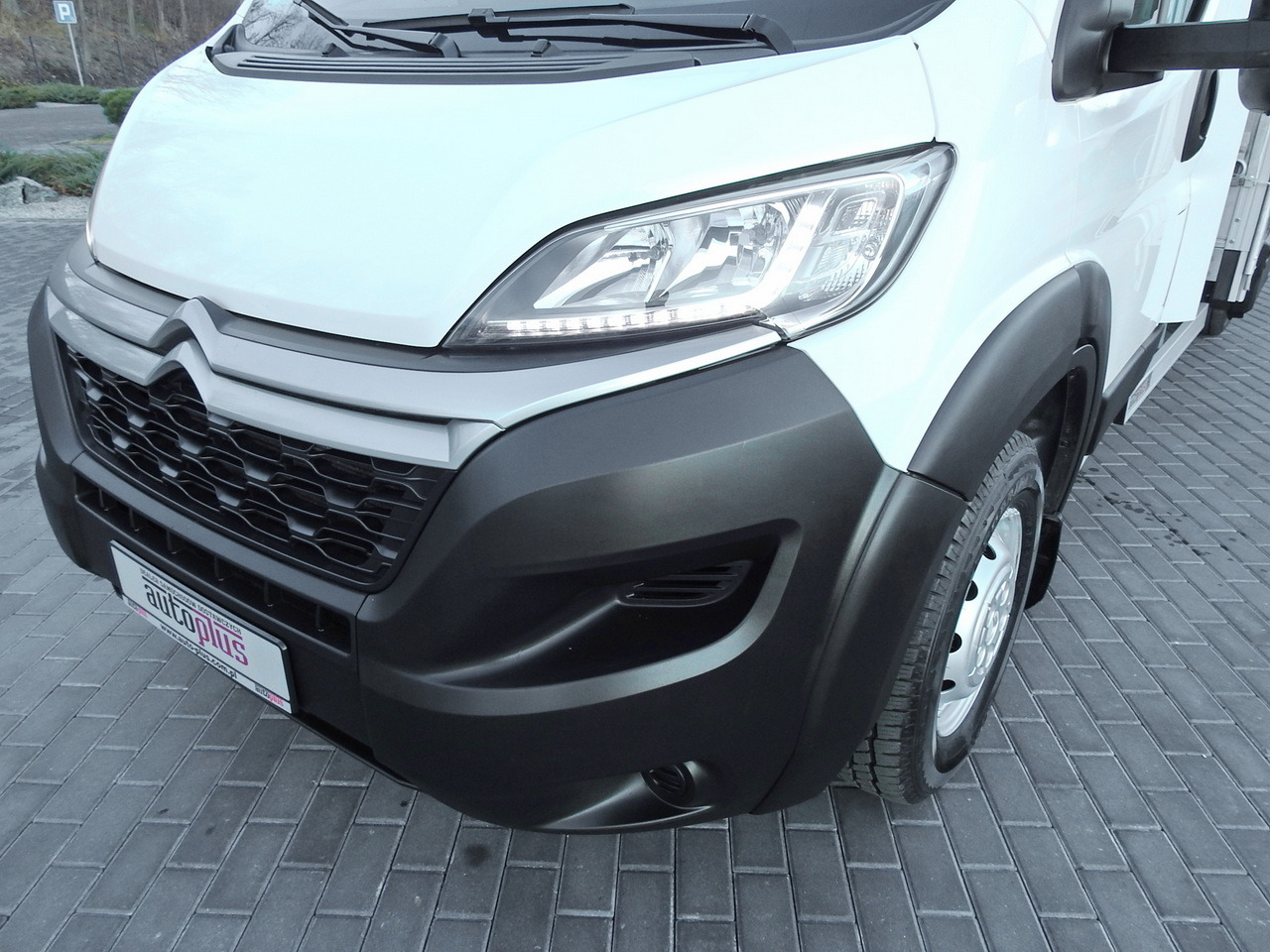 Curtain side van CITROEN JUMPER TARPAULIN 10 PALLETS CRUISE CONTROL AIR CONDITIONING LED LIGHTS PNEUMATICS 165HP: picture 18 Curtain side van CITROEN JUMPER TARPAULIN 10 PALLETS CRUISE CONTROL AIR CONDITIONING LED LIGHTS PNEUMATICS 165HP: picture 18