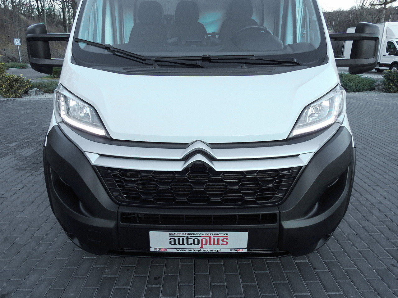 Curtain side van CITROEN JUMPER TARPAULIN 10 PALLETS CRUISE CONTROL AIR CONDITIONING LED LIGHTS PNEUMATICS 165HP: picture 14 Curtain side van CITROEN JUMPER TARPAULIN 10 PALLETS CRUISE CONTROL AIR CONDITIONING LED LIGHTS PNEUMATICS 165HP: picture 14