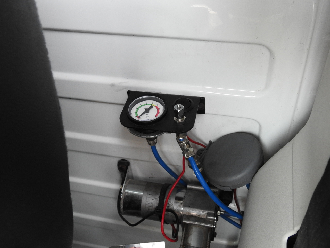 Curtain side van CITROEN JUMPER TARPAULIN 10 PALLETS CRUISE CONTROL AIR CONDITIONING LED LIGHTS PNEUMATICS 165HP: picture 22 Curtain side van CITROEN JUMPER TARPAULIN 10 PALLETS CRUISE CONTROL AIR CONDITIONING LED LIGHTS PNEUMATICS 165HP: picture 22