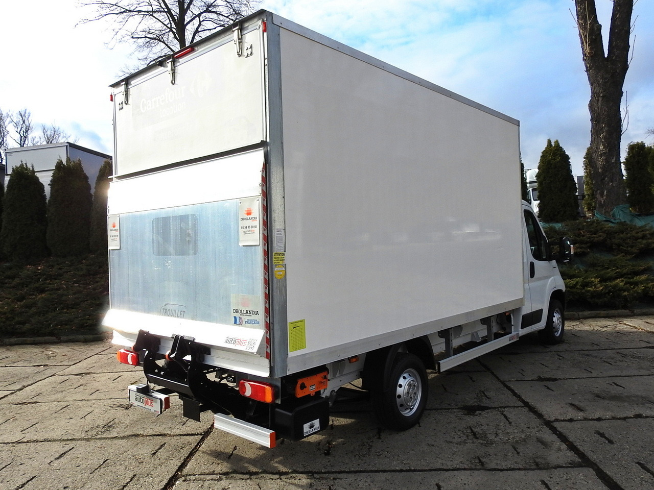 FIAT DUCATO BOX LIFT 8 PALLETS CRUISE CONTROL NAVIGATION AIR CONDITIONING LED LIGHTS 130HP - Box van: picture 3 FIAT DUCATO BOX LIFT 8 PALLETS CRUISE CONTROL NAVIGATION AIR CONDITIONING LED LIGHTS 130HP - Box van: picture 3