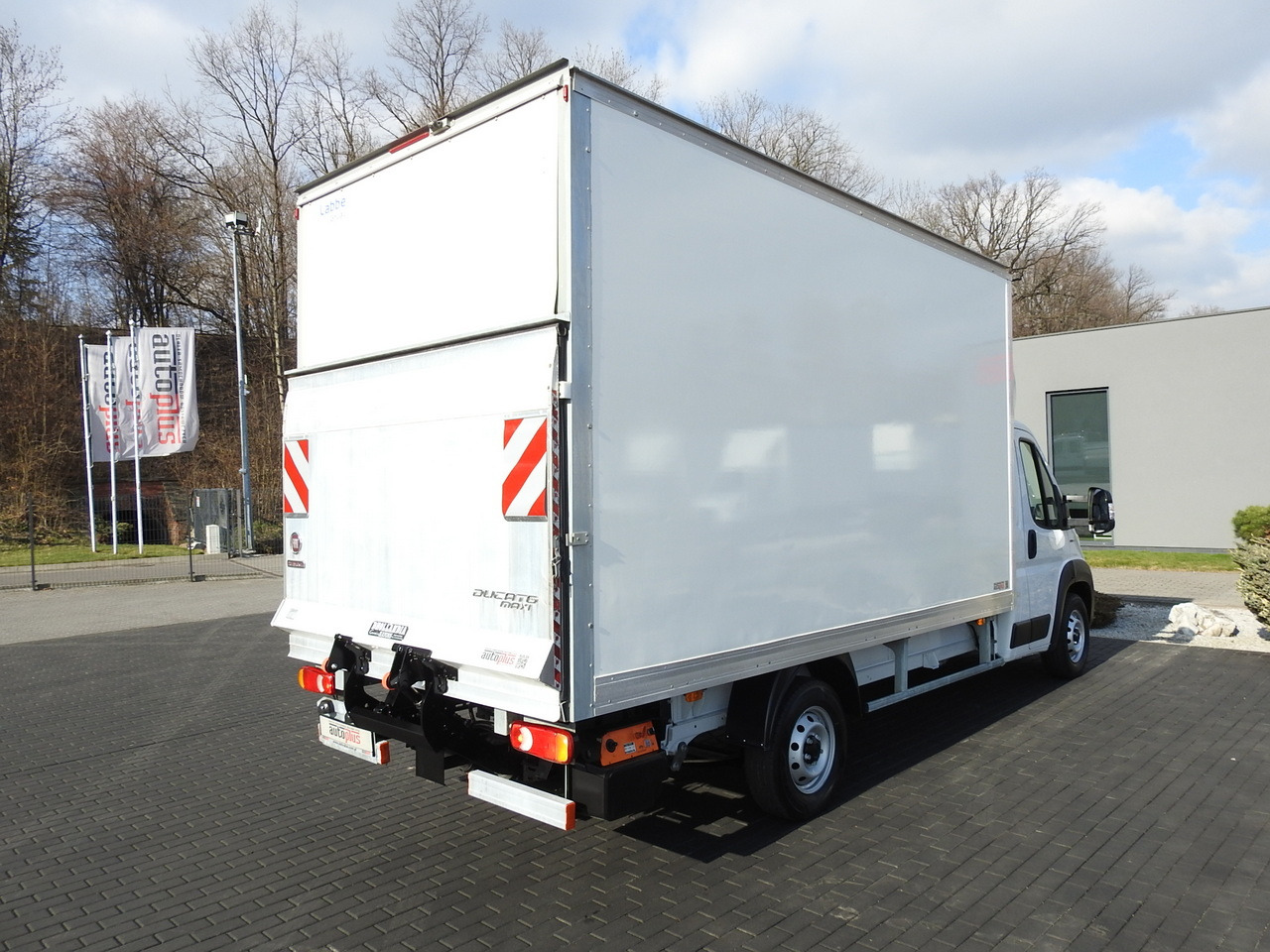 Box van FIAT DUCATO  BOX LIFT 8 PALLETS CRUISE CONTROL NAVIGATION LED LIGHTS AIR CONDITIONING  130HP: picture 12