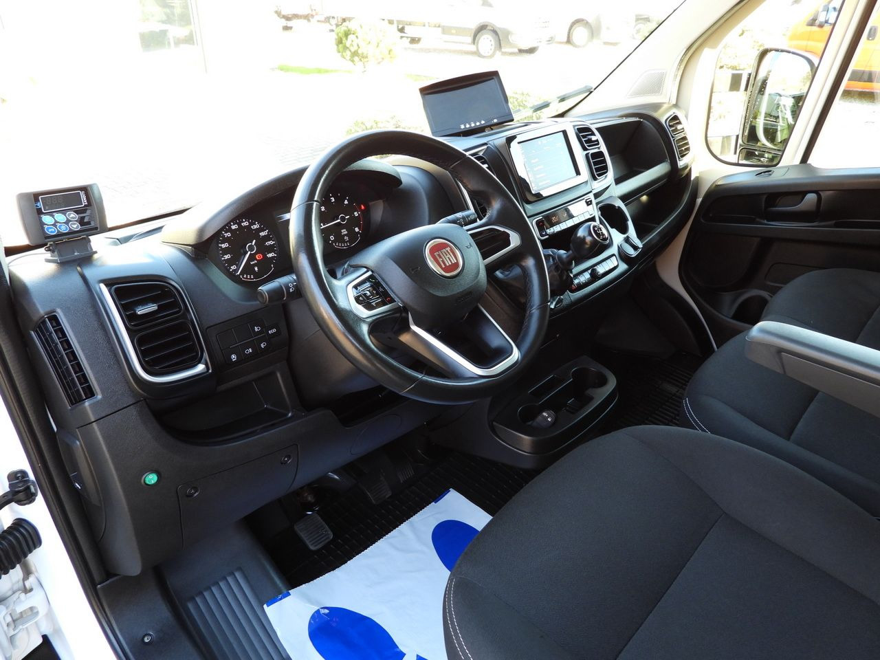 FIAT DUCATO REGRIGERATOR BOX -5*C HEATING FUNCTION AIR CONDITIONING 140HP - Refrigerated van: picture 2 FIAT DUCATO REGRIGERATOR BOX -5*C HEATING FUNCTION AIR CONDITIONING 140HP - Refrigerated van: picture 2