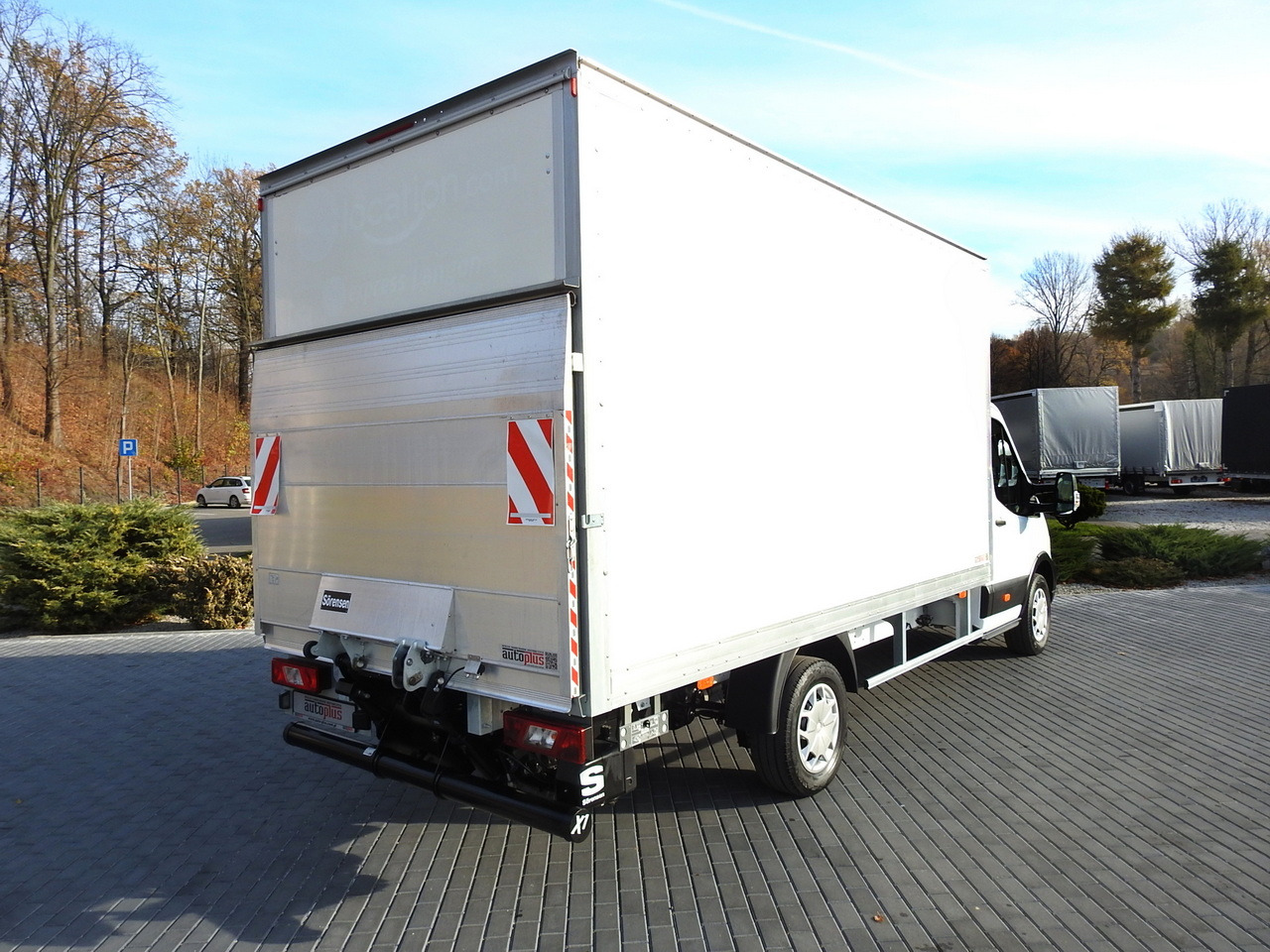 FORD TRANSIT BOX LIFT 8 PALLETS CRUISE CONTROL AIR CONDITIONING  130HP - Box van: picture 3 FORD TRANSIT BOX LIFT 8 PALLETS CRUISE CONTROL AIR CONDITIONING  130HP - Box van: picture 3