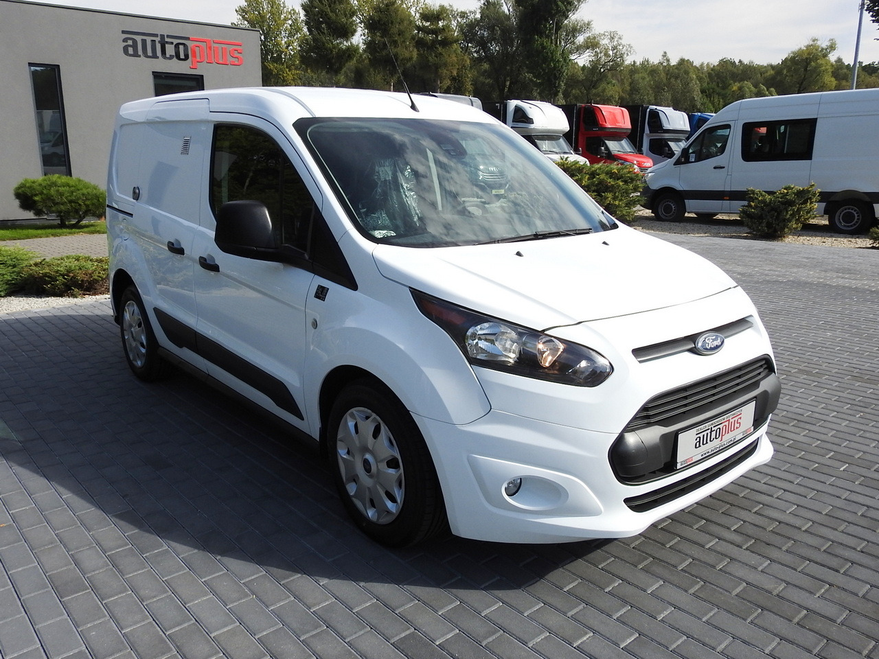 FORD TRANSIT CONNECT VAN CRUISE CONTROL NAVIGATION AIR CONDITIONING 100HP - Panel van: picture 4 FORD TRANSIT CONNECT VAN CRUISE CONTROL NAVIGATION AIR CONDITIONING 100HP - Panel van: picture 4