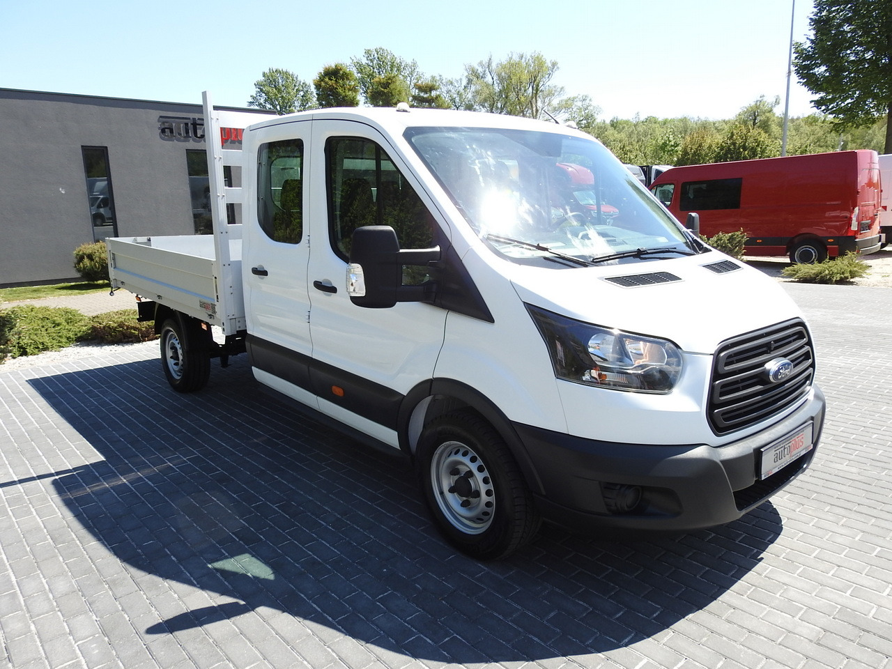 FORD TRANSIT STAKE BODY DOUBLE CABIN DOKA 7 SEATS AIR CONDITIONING 130HP - Flatbed van: picture 4 FORD TRANSIT STAKE BODY DOUBLE CABIN DOKA 7 SEATS AIR CONDITIONING 130HP - Flatbed van: picture 4