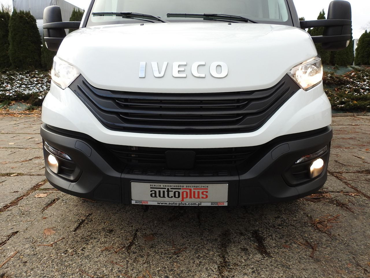 Curtain side van IVECO DAILY 35S16 NEW TARPAULIN LIFT 8 PALLETS CRUISE CONTROL AIR CONDITIONING  160HP: picture 17