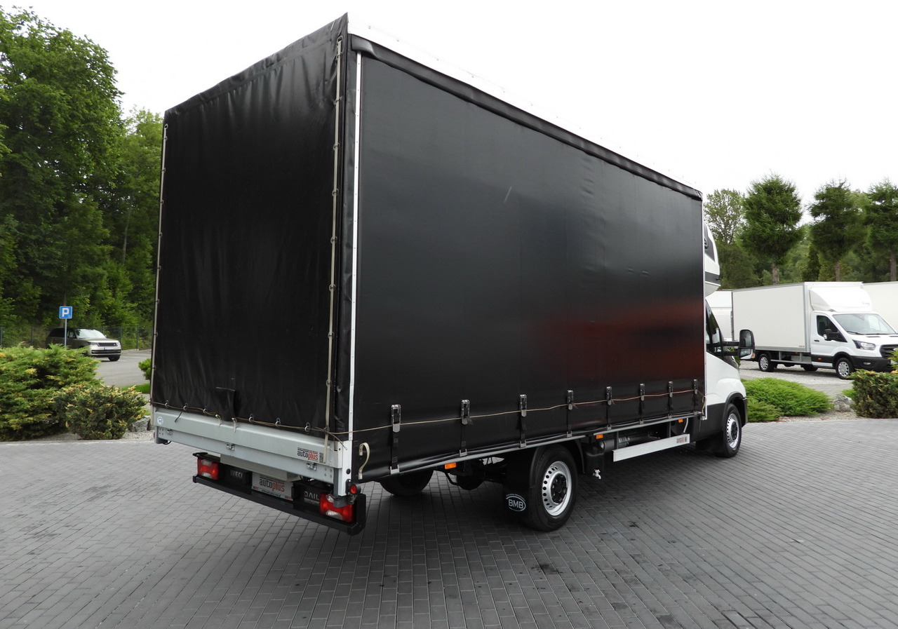IVECO DAILY 35S18 TARPAULIN 10 PALLETS WEBASTO CRUISE CONTROL NAVIGATION LED LIGHTS AIR CONDITIONING 180HP - Curtain side van: picture 3 IVECO DAILY 35S18 TARPAULIN 10 PALLETS WEBASTO CRUISE CONTROL NAVIGATION LED LIGHTS AIR CONDITIONING 180HP - Curtain side van: picture 3