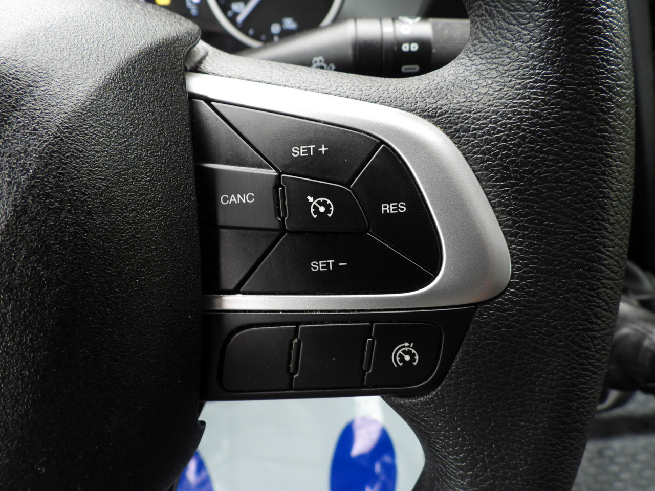 Curtain side van IVECO DAILY 35S18 TARPAULIN LIFT 8 PALLETS WEBASTO CRUISE CONTROL LED LIGHTS AIR CONDITIONING  180HP: picture 36