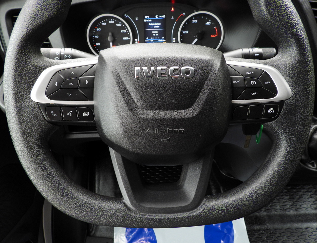 Curtain side van IVECO DAILY 35S18 TARPAULIN LIFT 8 PALLETS WEBASTO CRUISE CONTROL LED LIGHTS AIR CONDITIONING  180HP: picture 34