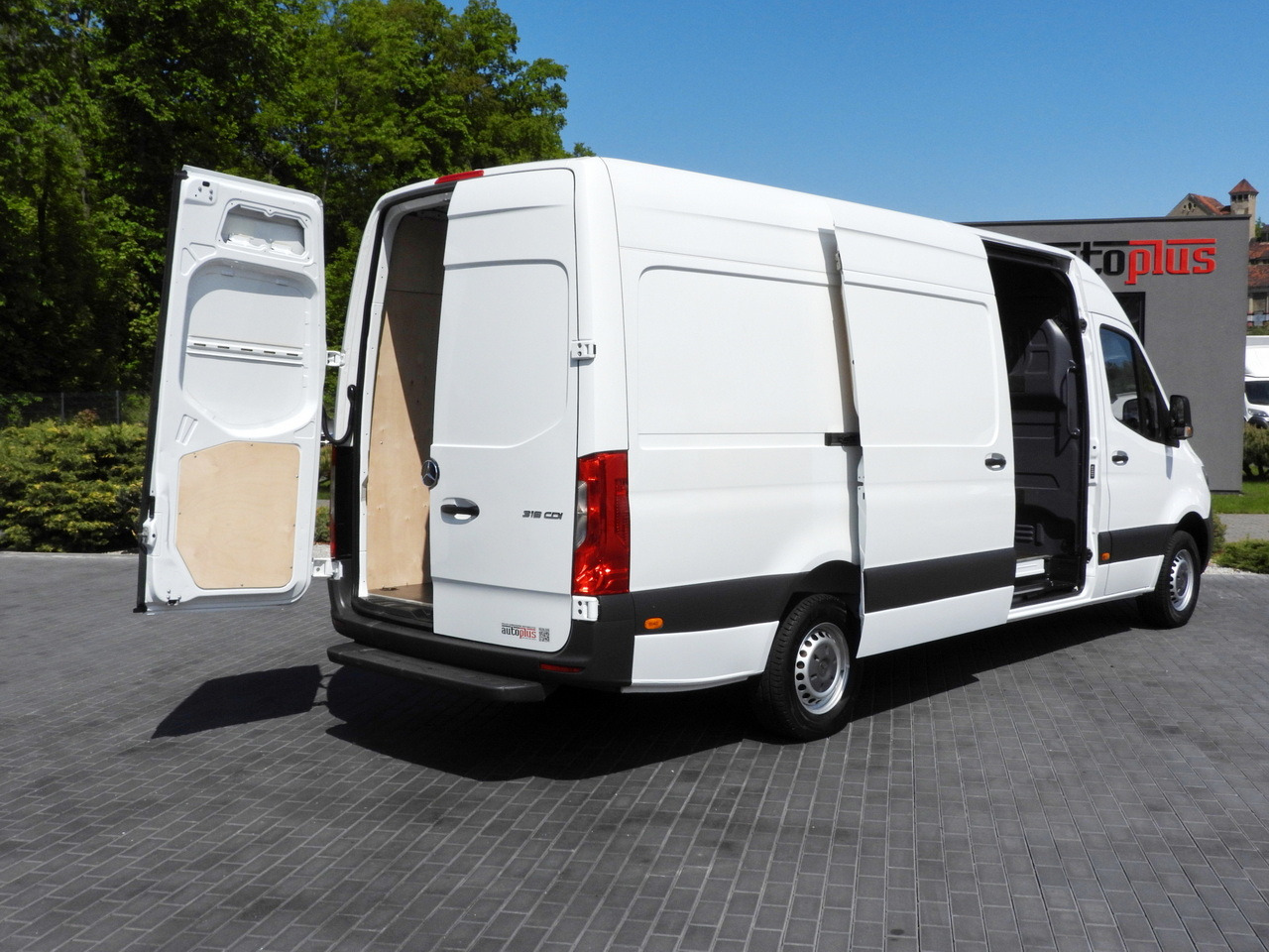 MERCEDES SPRINTER 316 VAN AIR CONDITIONING 165HP - Panel van: picture 3 MERCEDES SPRINTER 316 VAN AIR CONDITIONING 165HP - Panel van: picture 3