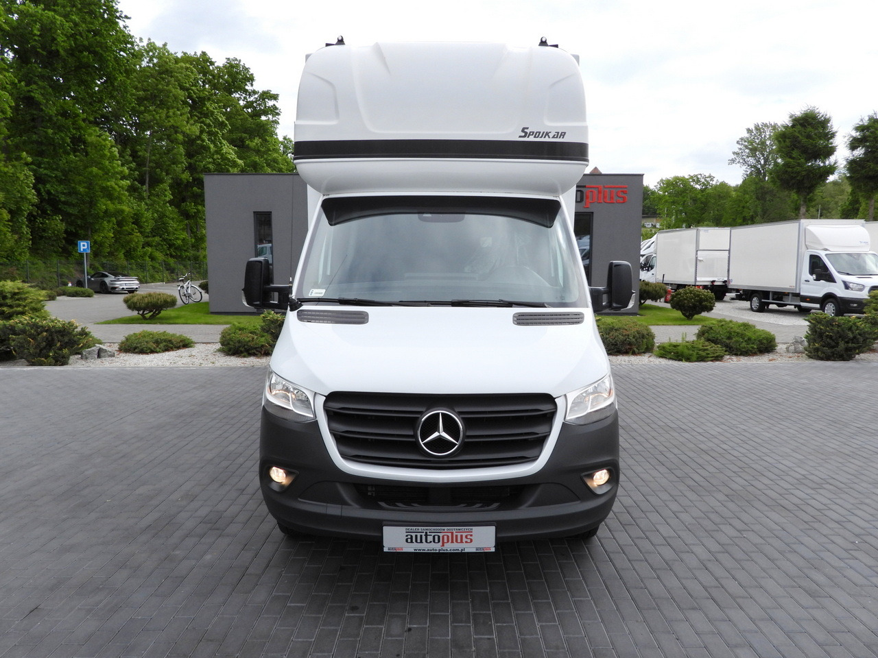 MERCEDES SPRINTER 519 TARPAULIN 8 PALLETS WEBASTO CRUISE CONTROL TWIN WHEELS AIR CONDITIONING 190HP - Curtain side van: picture 5 MERCEDES SPRINTER 519 TARPAULIN 8 PALLETS WEBASTO CRUISE CONTROL TWIN WHEELS AIR CONDITIONING 190HP - Curtain side van: picture 5