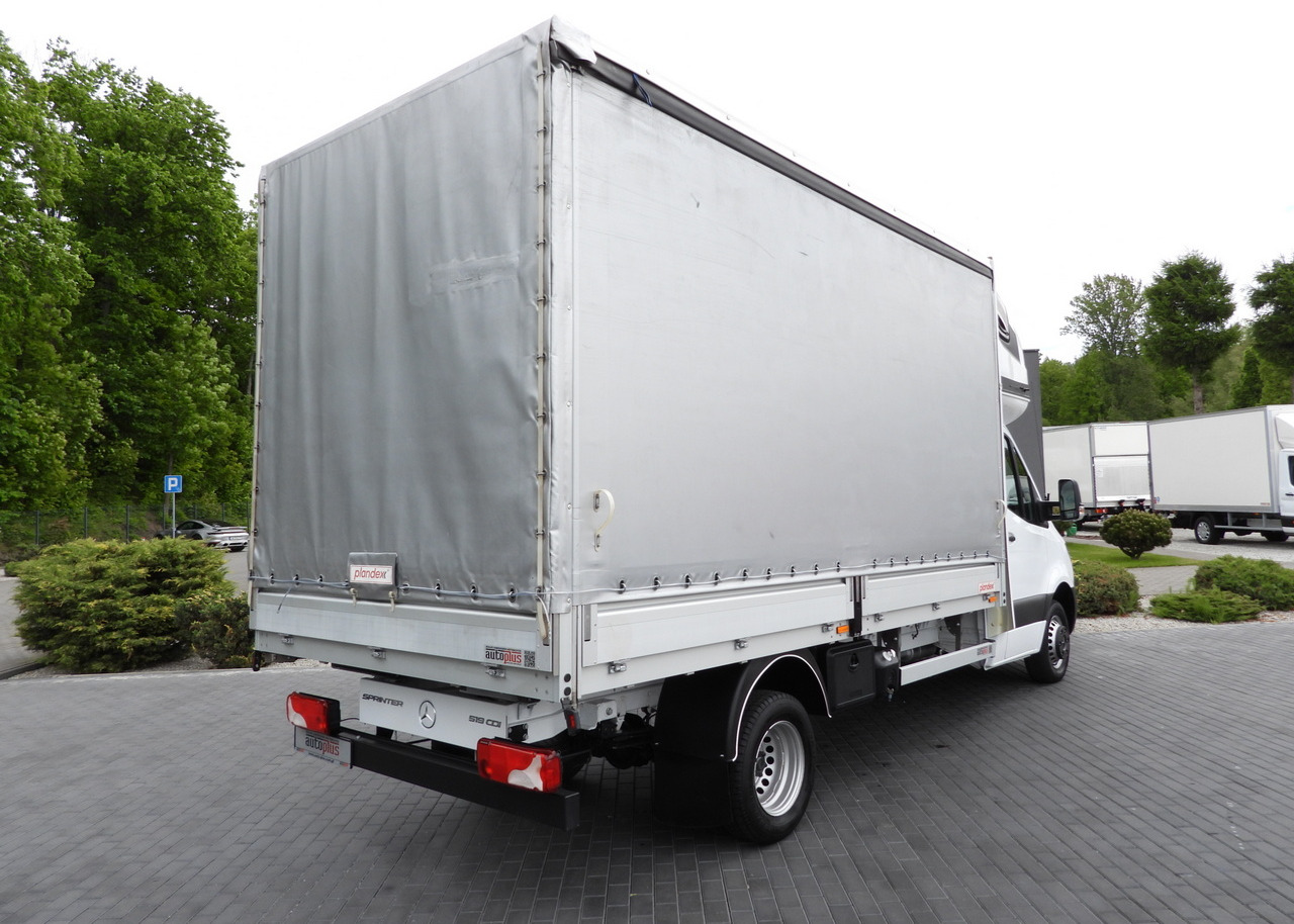 MERCEDES SPRINTER 519 TARPAULIN 8 PALLETS WEBASTO CRUISE CONTROL TWIN WHEELS AIR CONDITIONING 190HP - Curtain side van: picture 3 MERCEDES SPRINTER 519 TARPAULIN 8 PALLETS WEBASTO CRUISE CONTROL TWIN WHEELS AIR CONDITIONING 190HP - Curtain side van: picture 3
