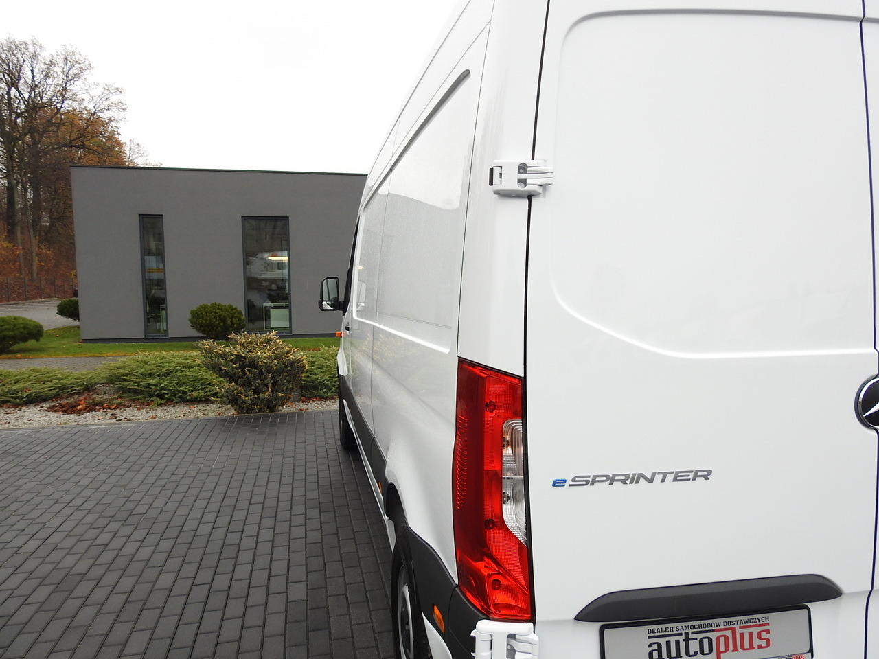 Panel van MERCEDES eSprinter NEW ELECTRIC VAN AUTOMATIC TRANSMISSION  GUARANTEE  95HP: picture 15
