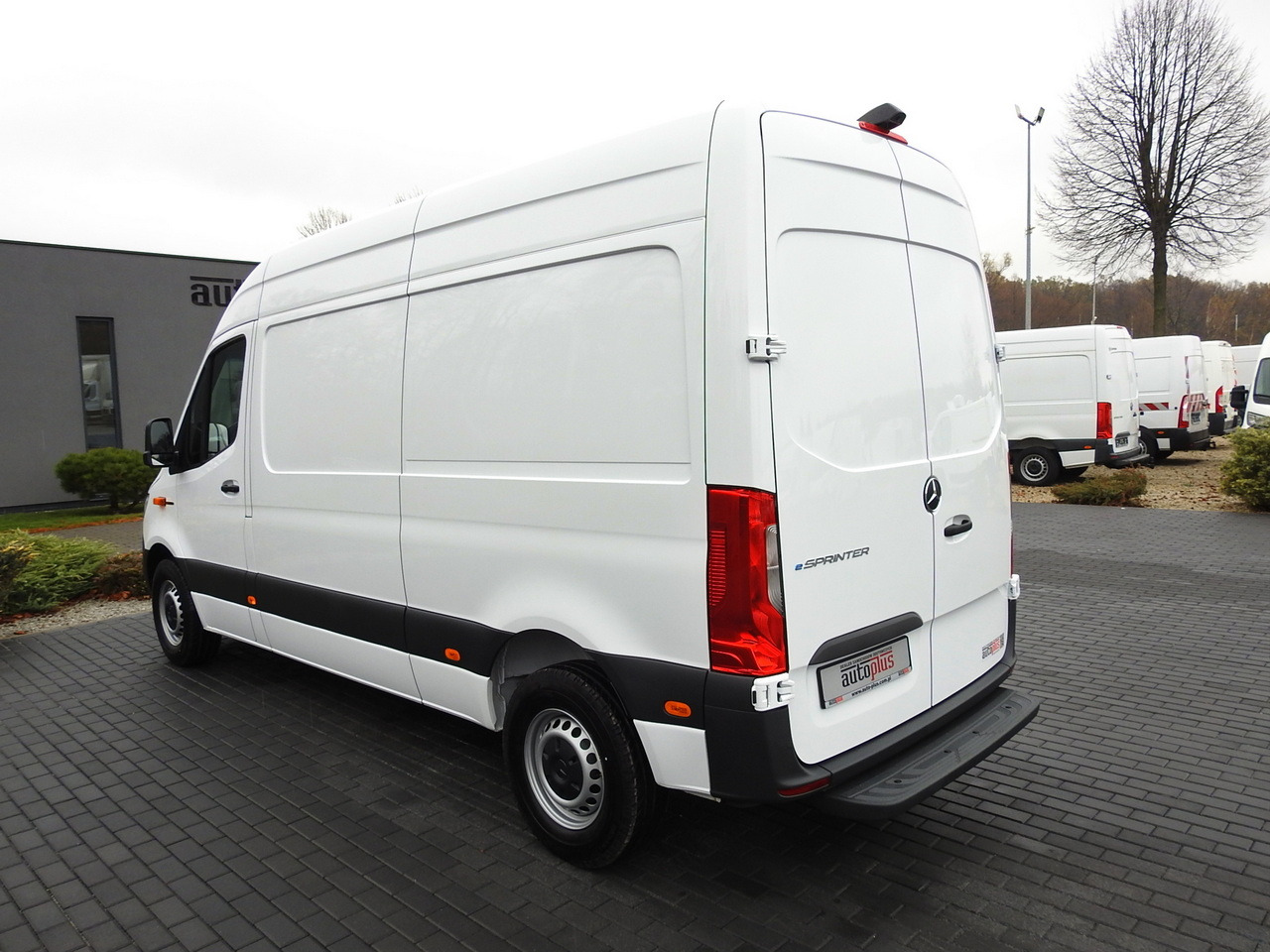 Panel van MERCEDES eSprinter NEW ELECTRIC VAN AUTOMATIC TRANSMISSION  GUARANTEE  95HP: picture 10
