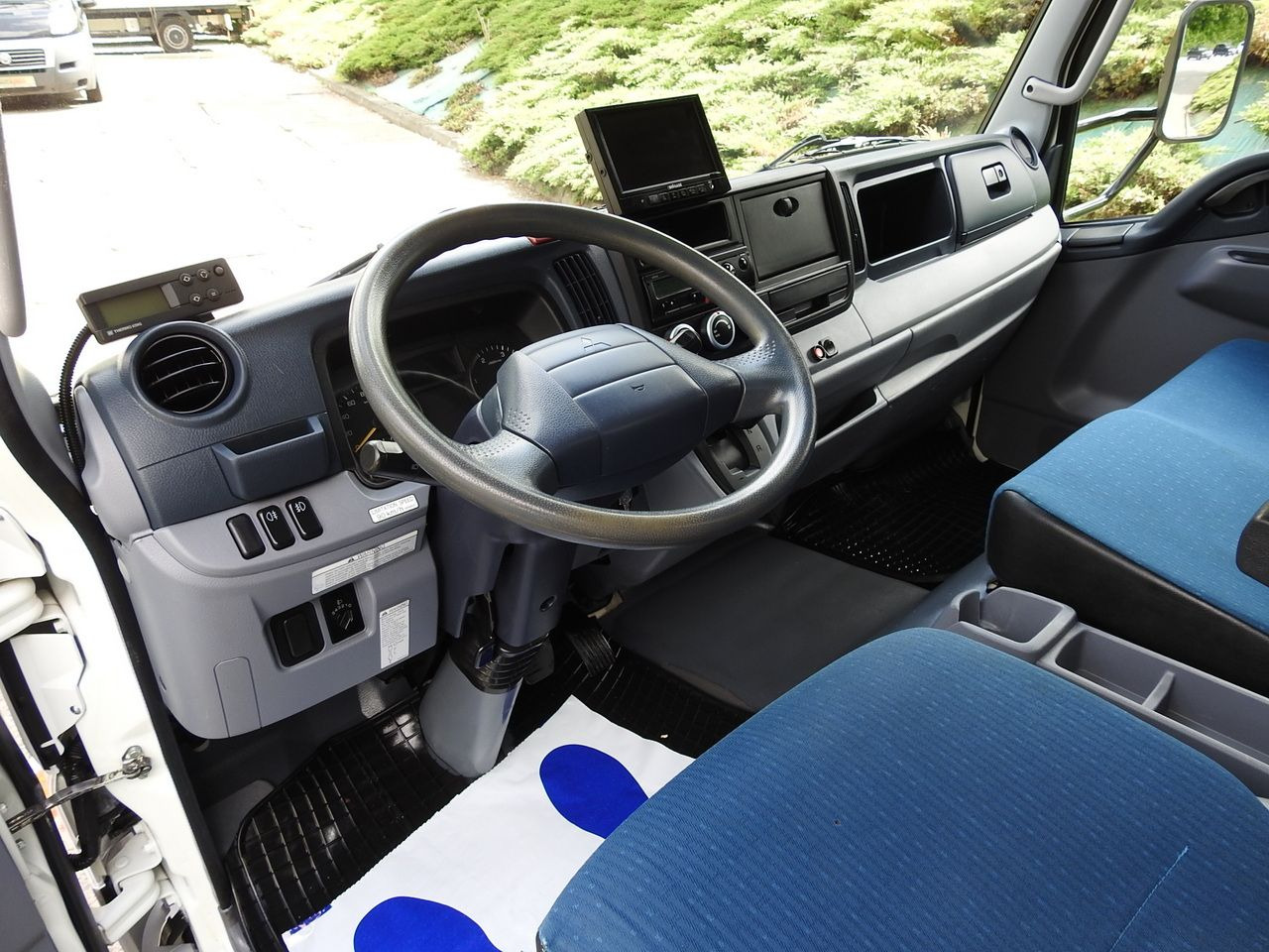 MITSUBISHI CANTER FUSO 7C15 REGRIGERATOR BOX -4*C LIFT POWER SUPPLY 230V AIR CONDITIONING AUTOMATIC TRANSMISSION  150HP - Refrigerator truck: picture 2 MITSUBISHI CANTER FUSO 7C15 REGRIGERATOR BOX -4*C LIFT POWER SUPPLY 230V AIR CONDITIONING AUTOMATIC TRANSMISSION  150HP - Refrigerator truck: picture 2