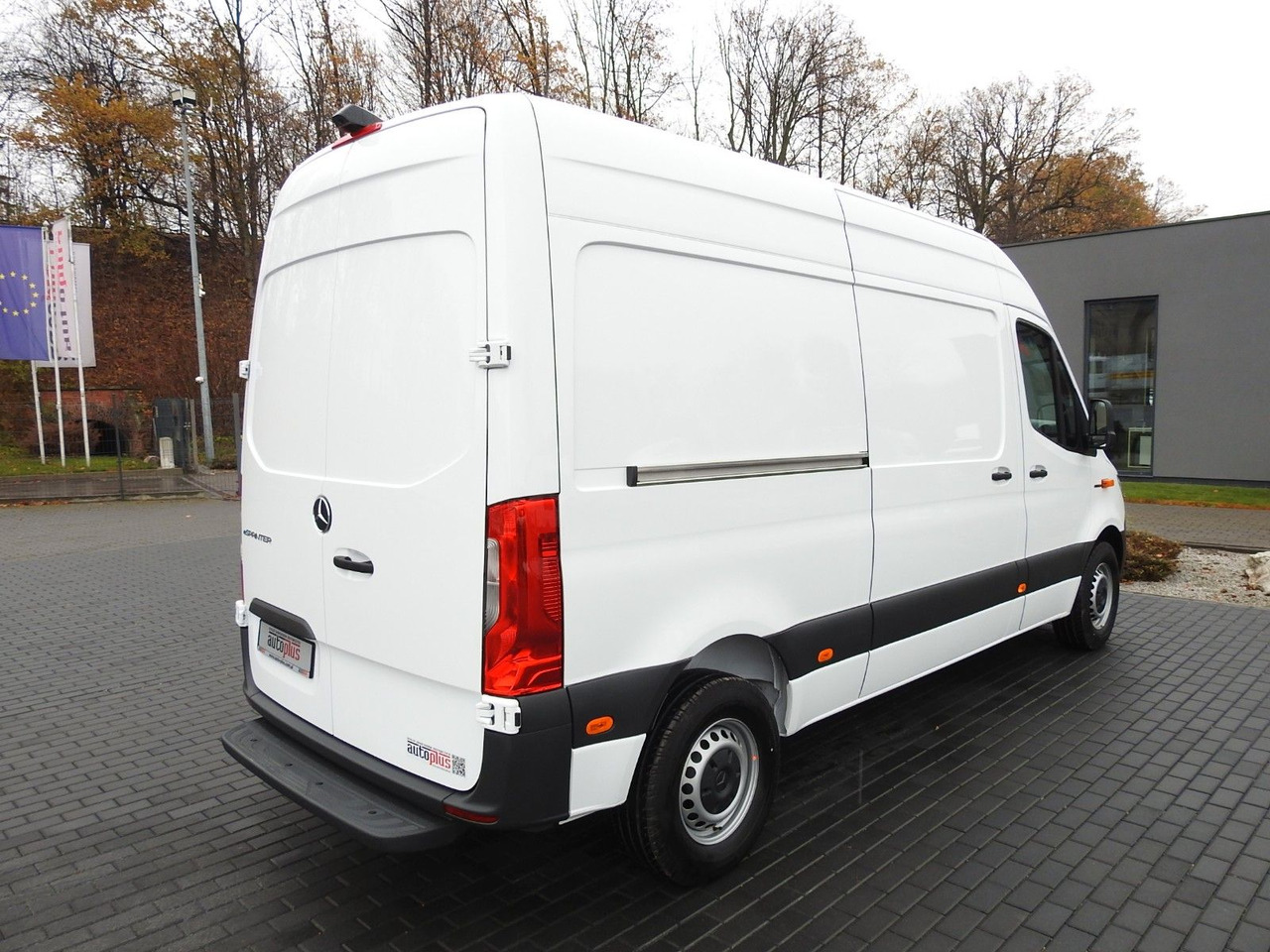 Leasing of  Mercedes-Benz ESPRINTER NEUE ELEKTRISCHEN KASTENWAGEN AUTOMAT Mercedes-Benz ESPRINTER NEUE ELEKTRISCHEN KASTENWAGEN AUTOMAT: picture 14