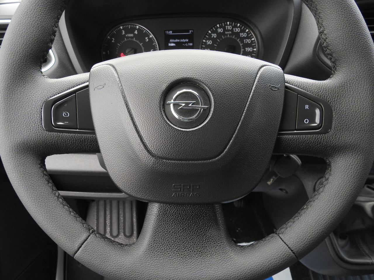 Panel van OPEL MOVANO BOX DELIVERY VAN 7 SEATS CRUISE CONTROL LED LIGHTS AIR CONDITIONING 135HP: picture 28 Panel van OPEL MOVANO BOX DELIVERY VAN 7 SEATS CRUISE CONTROL LED LIGHTS AIR CONDITIONING 135HP: picture 28