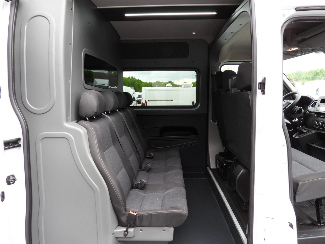 Panel van OPEL MOVANO BOX DELIVERY VAN 7 SEATS CRUISE CONTROL LED LIGHTS AIR CONDITIONING 135HP: picture 37 Panel van OPEL MOVANO BOX DELIVERY VAN 7 SEATS CRUISE CONTROL LED LIGHTS AIR CONDITIONING 135HP: picture 37